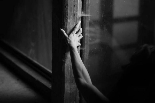 آشنایی با ادبیات گوتیک